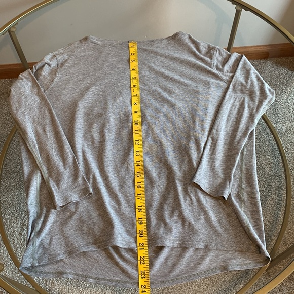 Lululemon Heathered Gray Long Sleeve Top - Picture 11 of 16